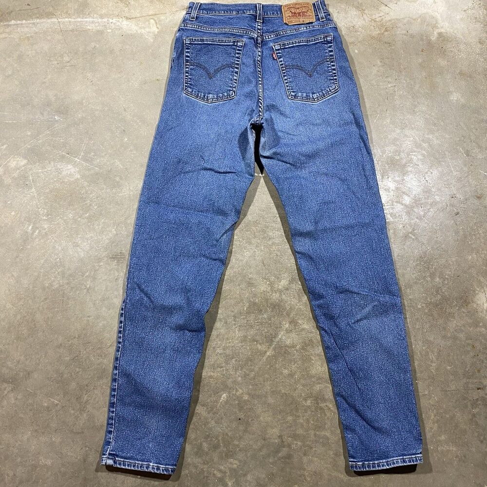 Levi’s 550 Relaxed Fit Tapered Leg Jeans Women’s 27x31 Blue Denim